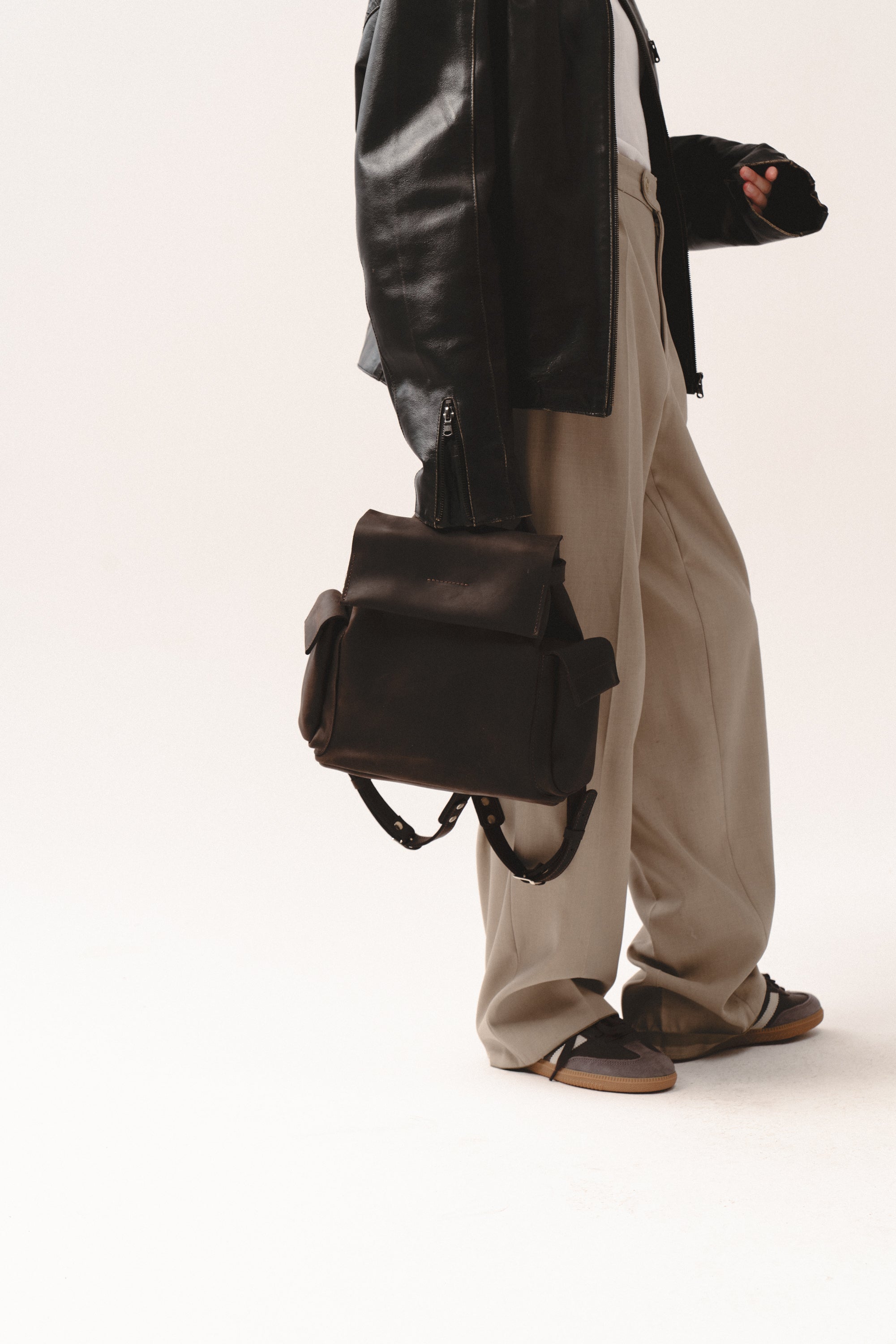 Sac à dos en cuir - UE (Marron foncé)