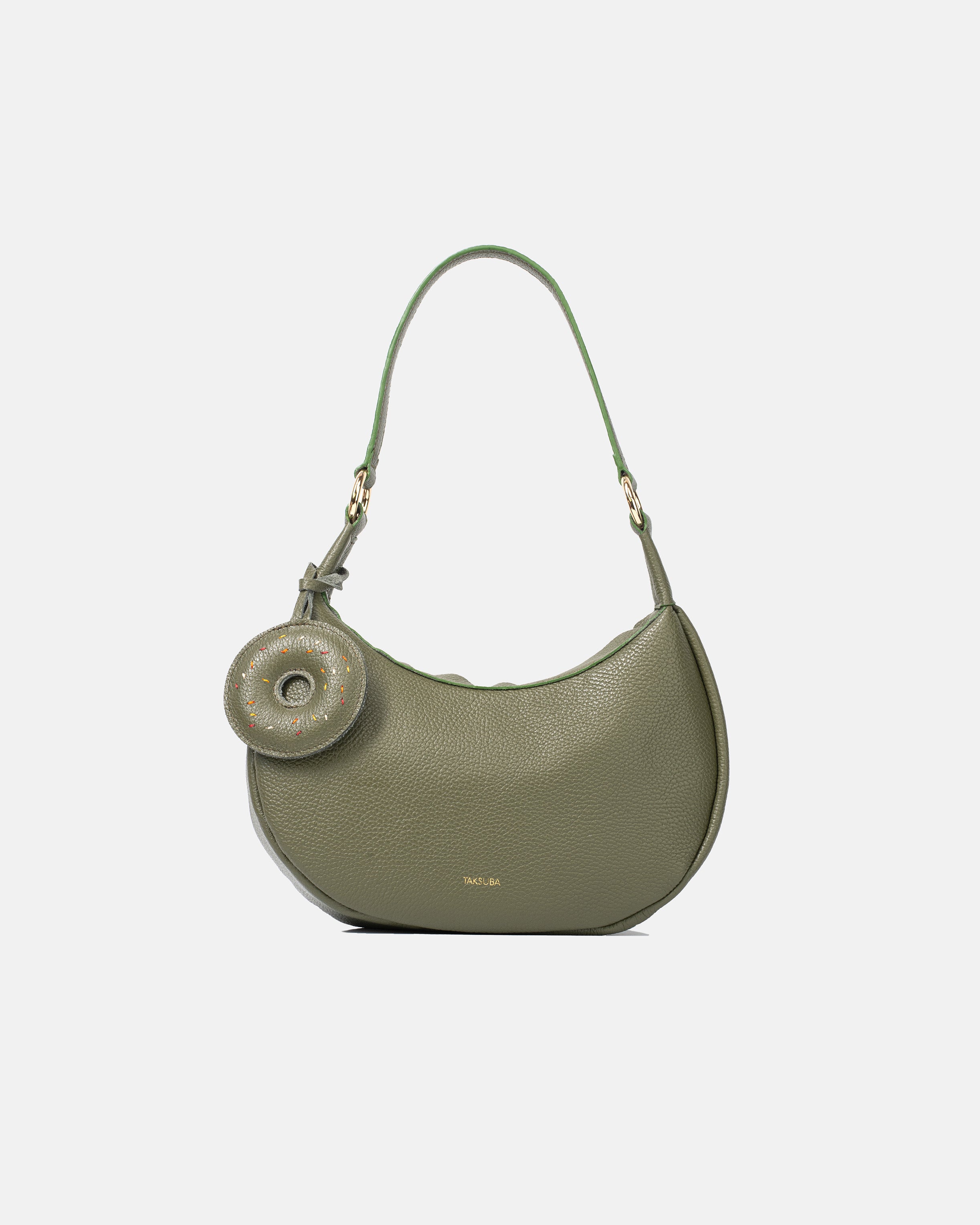 Oliwkowozielona torebka na ramię z okrągłą zawieszką przy pasku