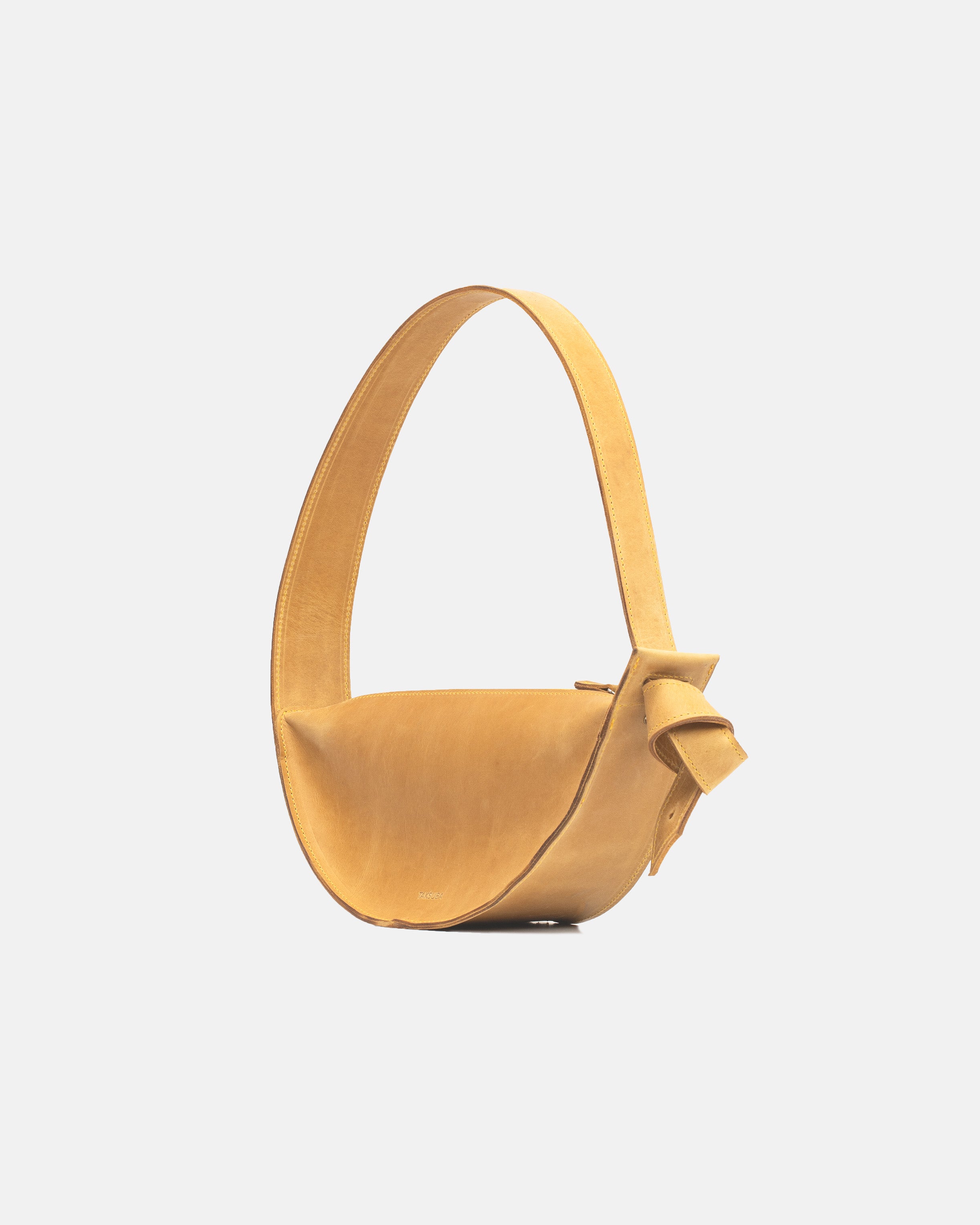 Torebka damska na ramię Eclipse M w żółtym kolorze - widok z perspektywy