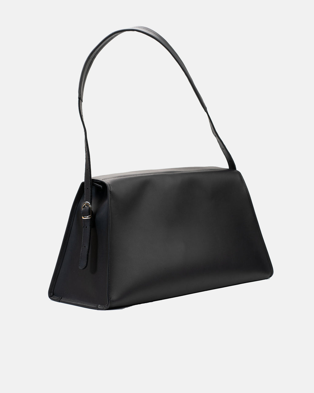 Vela black leather shoulder bag with adjustable strap, three-quarter side view